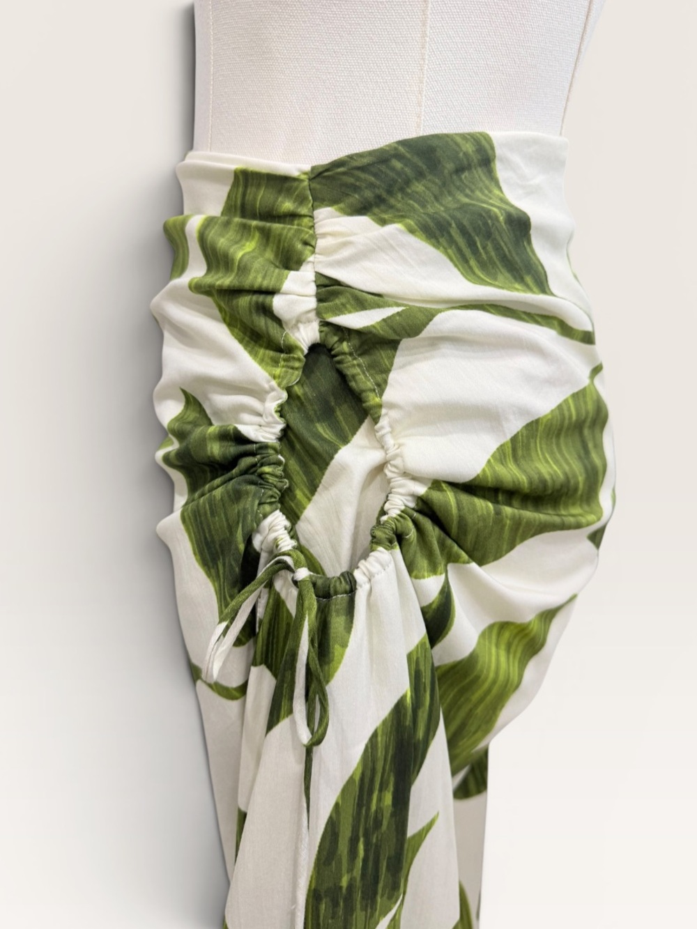 Antonio Melani M.G. Style Lyons Printed Faux Wrap Asymmetric Skirt Green Leaf - Picture 4 of 16